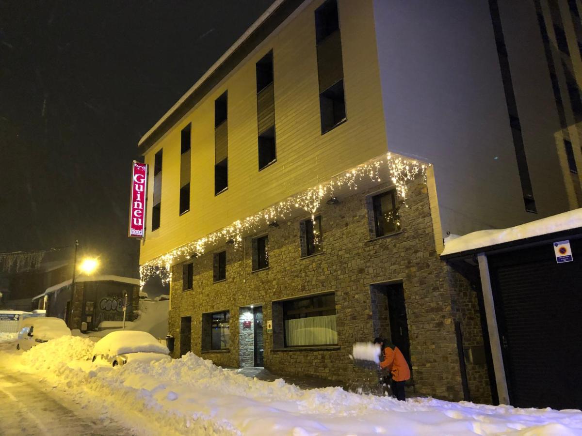 Hotel Guineu Pas De La Casa Bagian luar foto