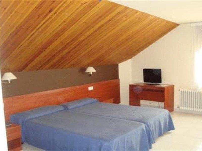 Hotel Guineu Pas De La Casa Bagian luar foto