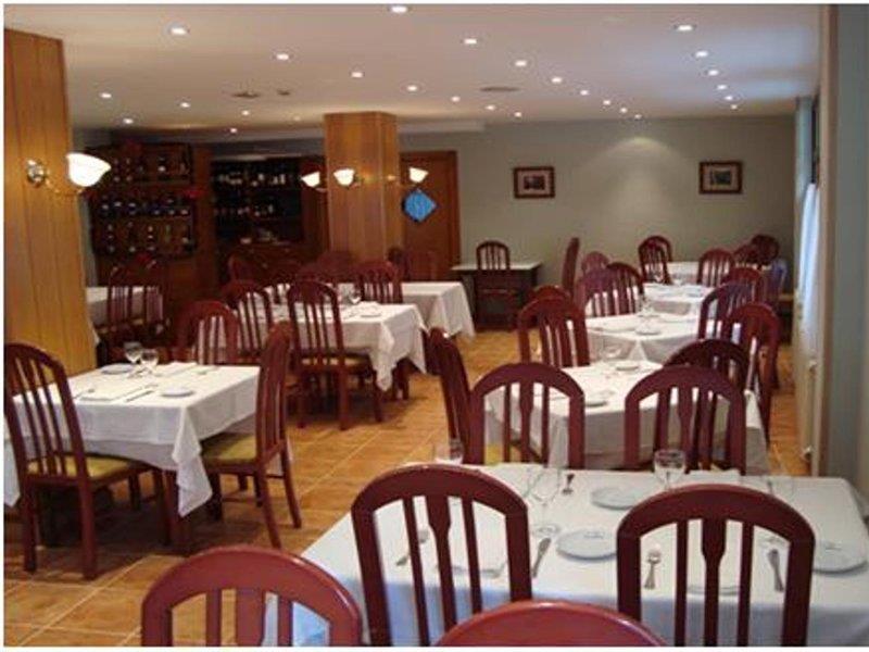 Hotel Guineu Pas De La Casa Bagian luar foto